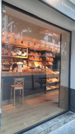 Fotografia tomada fuera de Panadería Bertiz - Panadería en Barakaldo, Bizkaia