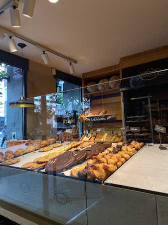 Fotografia tomada fuera de Panadería Bertiz - Panadería en Bilbao, Bizkaia