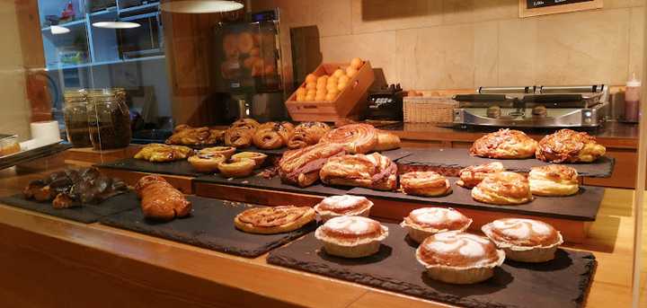 Fotografia tomada fuera de Panadería Bertiz - Okindegia en Bilbao, Bizkaia