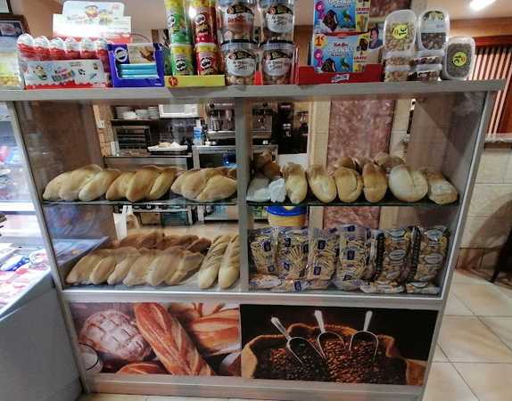 Fotografia tomada fuera de Panadería cafetería Cati - Panadería en Córdoba, Córdoba