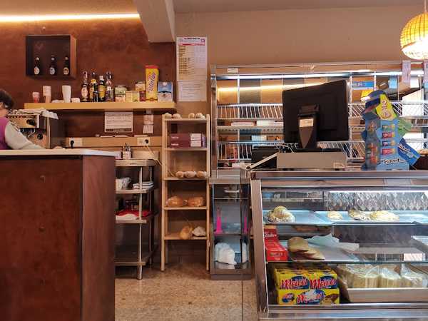 Fotografia tomada fuera de Panaderia cafeteria Major - Panadería en Traiguera, Castellón