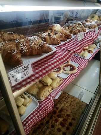 Fotografia tomada fuera de Panadería Cafetería Pastelería El Goloson - Panadería en Puerto del Rosario, Las Palmas