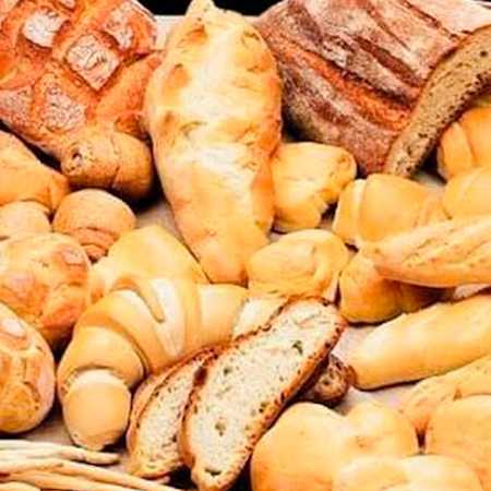 Fotografia tomada fuera de Panaderia Campoaras - Panadería en Lucena, Córdoba