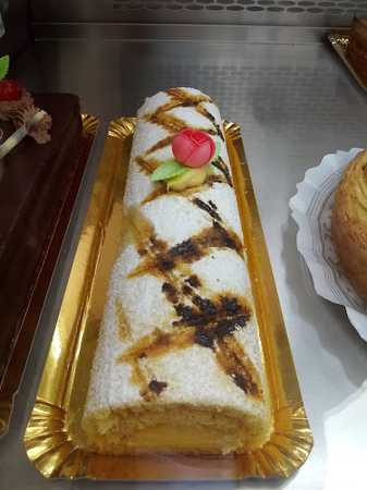Fotografia tomada fuera de Panadería Cañás Pastelería - Panadería en Carral, A Coruña