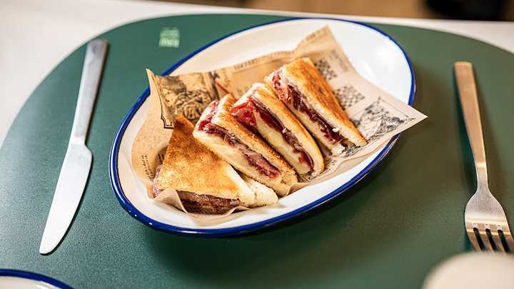 Fotografia tomada fuera de Bistró Sant Jaume - restaurantes en Barcelona, Barcelona