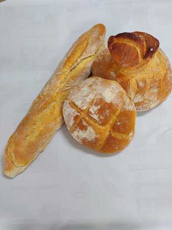 Fotografia tomada fuera de Panadería Carracedo - Panadería en Carracedo, Pontevedra