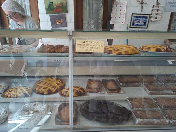 Fotografia tomada fuera de Panadería Carud C B - Panadería en Monforte de Lemos, Lugo