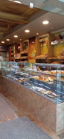 Fotografia tomada fuera de Panaderia Celma - Panadería en Santiago de Compostela, A Coruña