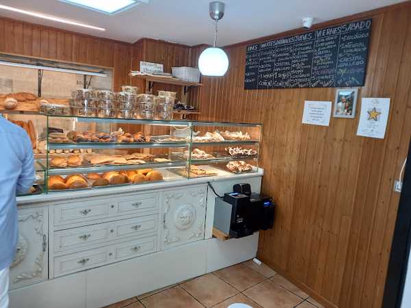 Fotografia tomada fuera de Panaderia David - Panadería en Orihuela, Alicante