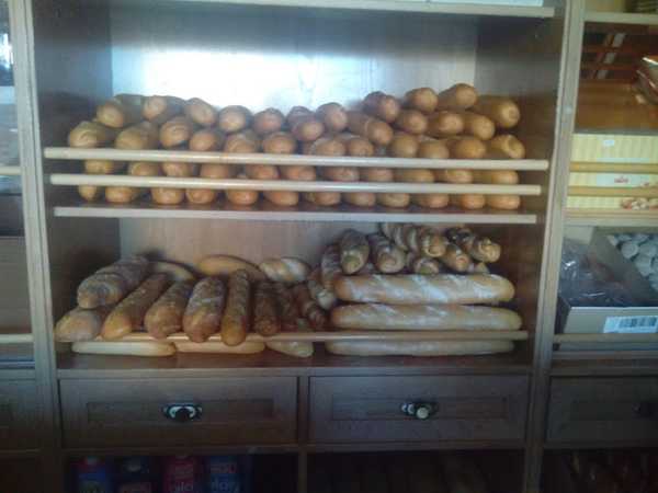 Fotografia tomada fuera de Panaderia de Chiloeches SL - Panadería en Chiloeches, Guadalajara