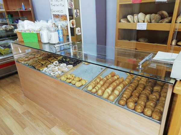 Fotografia tomada fuera de Panadería de Vega Pitxi - Panadería en La Bañeza, León