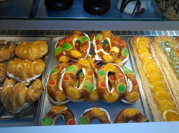 Fotografia tomada fuera de panaderia duran - Panadería en Guadalmez, Ciudad Real