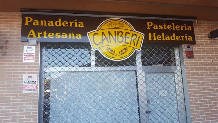 Fotografia tomada fuera de Panaderia El Casar - Panadería en El Casar, Guadalajara