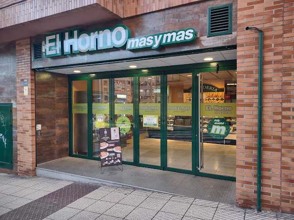 Fotografia tomada fuera de Panadería El Horno masymas - Panadería en Oviedo, Asturias