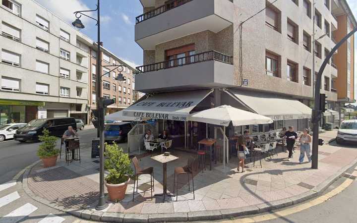 Fotografia tomada fuera de Panadería El Horno masymas - Panadería en Lugones, Asturias