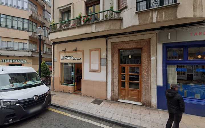 Fotografia tomada fuera de Panadería El Horno masymas - Panadería en Gijón, Asturias