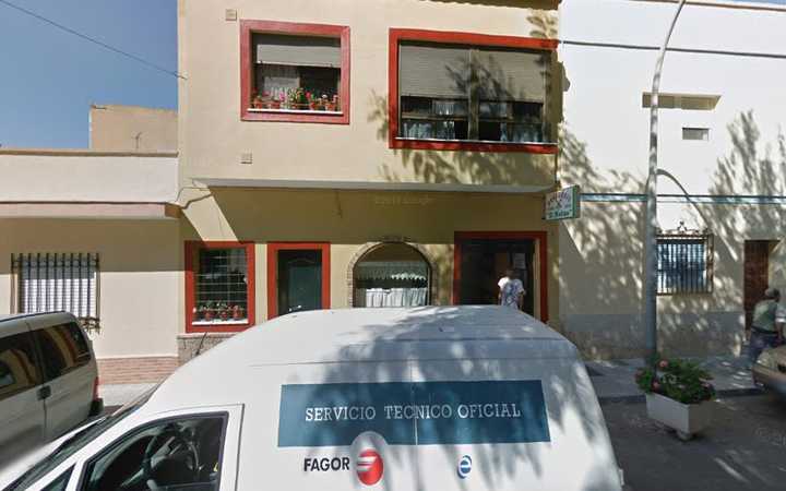 Fotografia tomada fuera de Panadería El Molino - Panadería en Rota, Cádiz