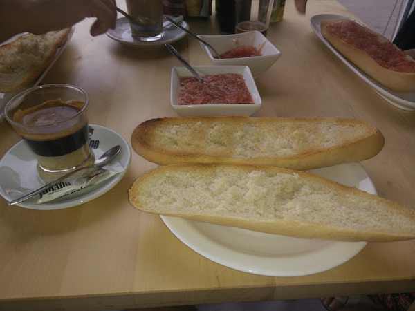 Fotografia tomada fuera de Panaderia El Molino 3 - Panadería en La Unión, Murcia