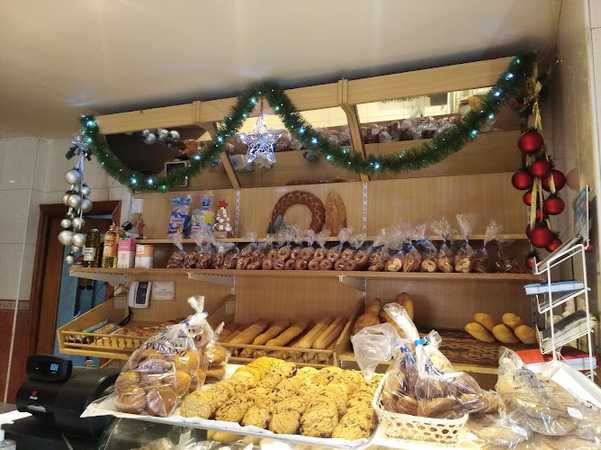 Fotografia tomada fuera de Panadería El Paisano, horno de leña - Panadería en Belorado, Burgos