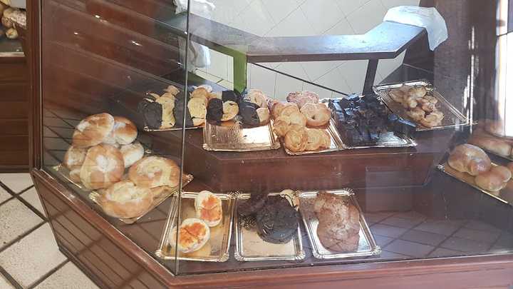 Fotografia tomada fuera de Panadería El Paraíso - Panadería en Logroño, La Rioja