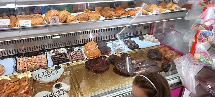 Fotografia tomada fuera de Panadería El sol de Aguadulce - Panadería en Aguadulce, Almería