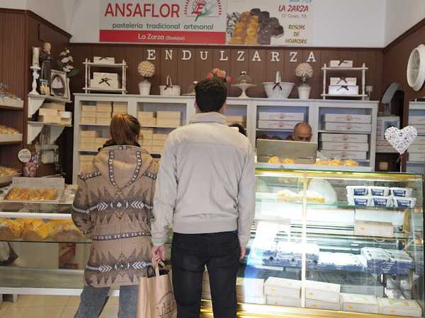 Fotografia tomada fuera de Panadería Endulzarza - Panadería en Mérida, Badajoz