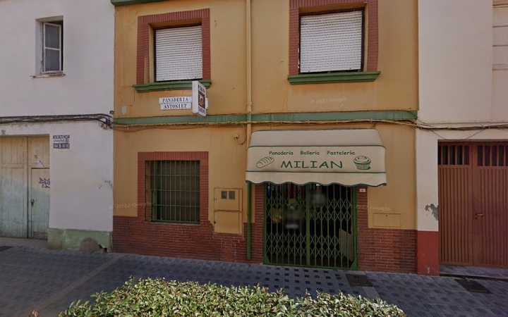Fotografia tomada fuera de Panadería Enrique Milian Josa - Panadería en Almassora, Castellón