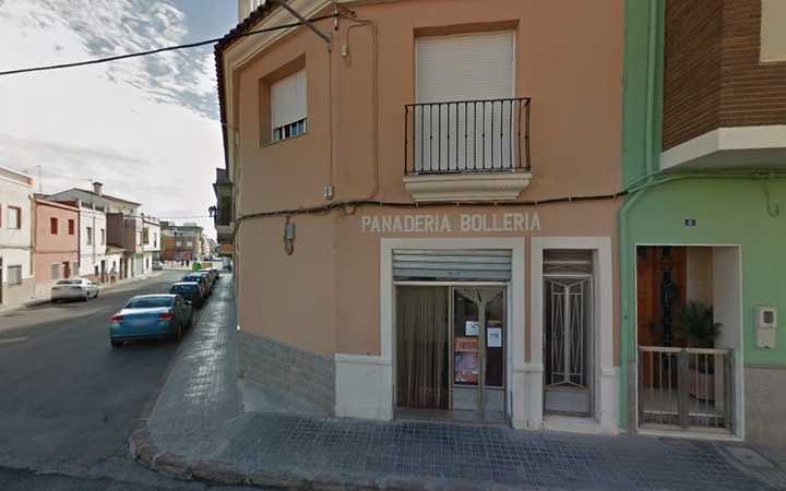 Fotografia tomada fuera de Panadería Enrique Sanz - Panadería en Vall D'Uixó (la), Castellón