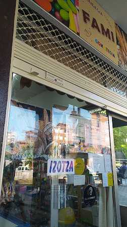 Fotografia tomada fuera de Panadería FAMI - Panadería en Lezo, Gipuzkoa