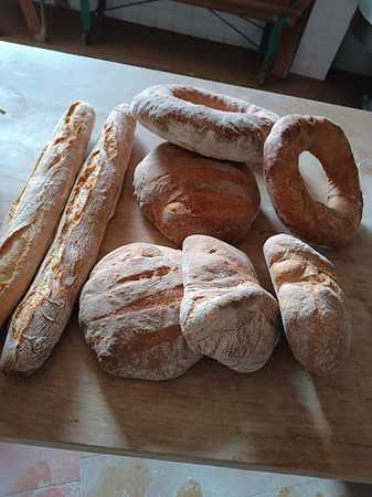 Fotografia tomada fuera de Panadería Fornature - Bakery en Narón, A Coruña