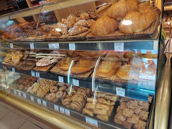 Fotografia tomada fuera de Panadería Gallofa&Co - Panadería en Santander, Cantabria