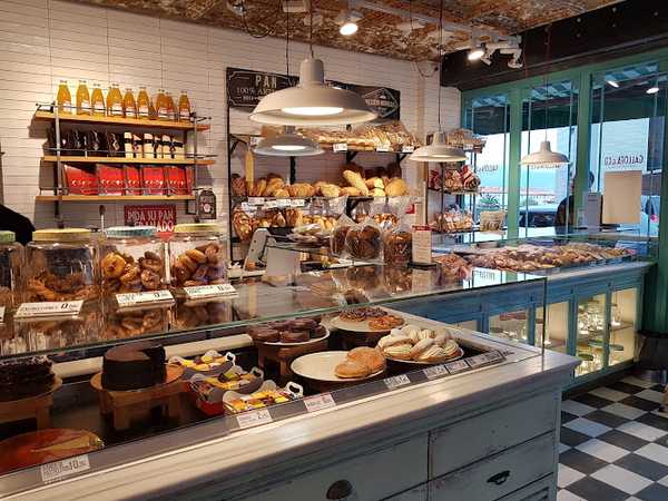Fotografia tomada fuera de Panadería Gallofa&Co - Panadería en Santander, Cantabria