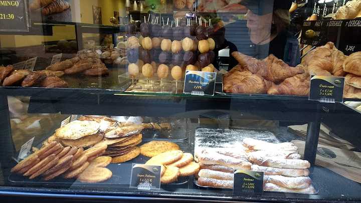 Fotografia tomada fuera de Panadería Granier - Panadería en Huelva, Huelva