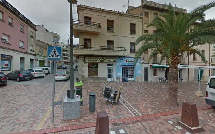 Fotografia tomada fuera de Panaderia Hema Bolleria - Panadería en Cocentaina, Alicante