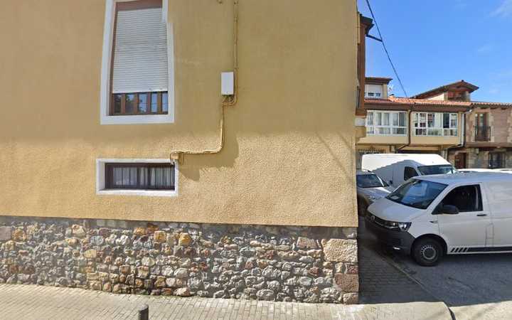 Fotografia tomada fuera de Panadería Hurtado - Panadería en La Cavada, Cantabria