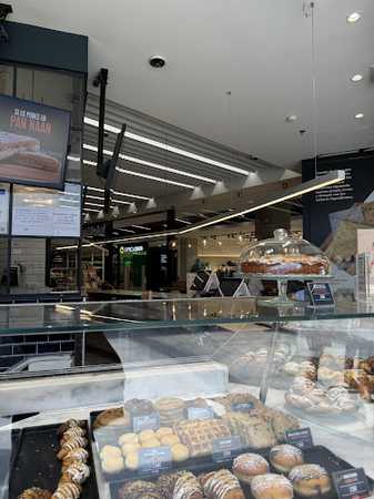 Fotografia tomada fuera de Bombon Boss - cafeterías en Madrid, Madrid