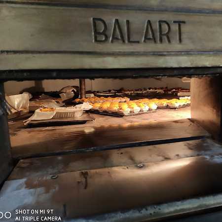 Fotografia tomada fuera de Panaderia J. peris - Panadería en Cocentaina, Alicante