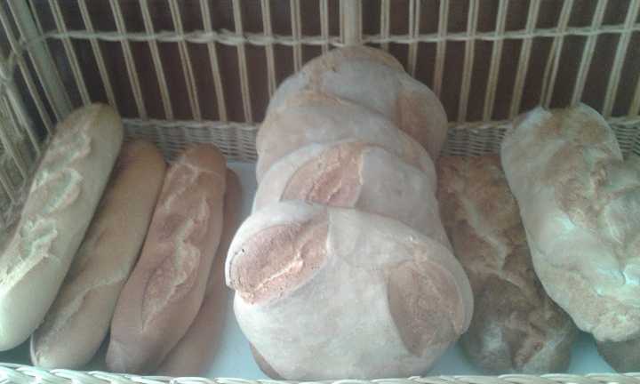 Fotografia tomada fuera de Panadería Jesús - Panadería en San Vitero, Zamora