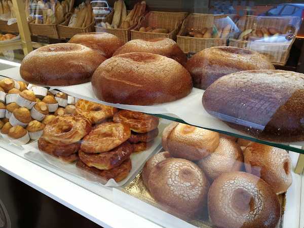 Fotografia tomada fuera de Panadería Joaquín - Panadería en Orihuela, Alicante