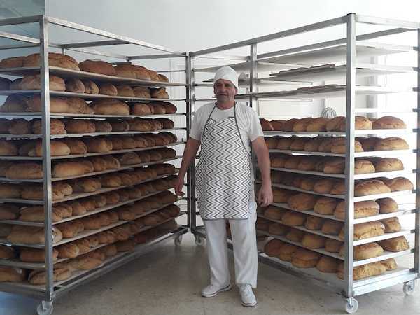 Fotografia tomada fuera de Panadería Joselito - Panadería en San José del Valle, Cádiz