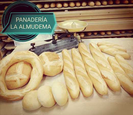 Fotografia tomada fuera de Panadería La Almudema - Panadería en La Almudema, Murcia