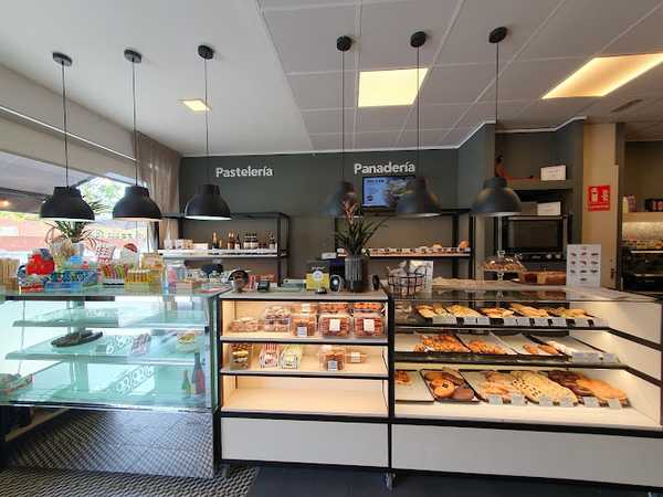 Fotografia tomada fuera de Bona Massa - cafeterías en Cornellà de Llobregat, Barcelona