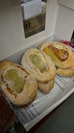 Fotografia tomada fuera de Panadería La Golondrina - Panadería en Cuenca, Cuenca