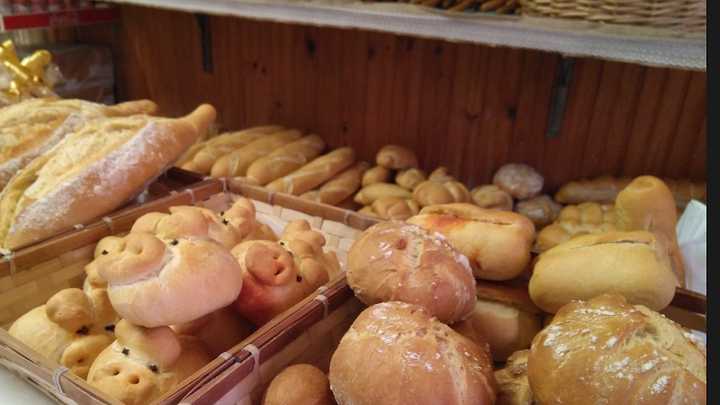 Fotografia tomada fuera de Panadería La Miga - Panadería en Noreña, Asturias