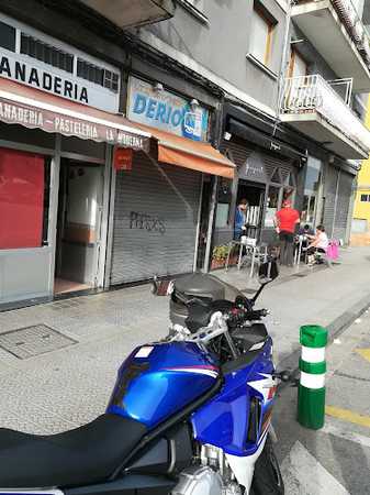 Fotografia tomada fuera de Panadería la Moderna - Panadería en Arteaga Derio, Bizkaia