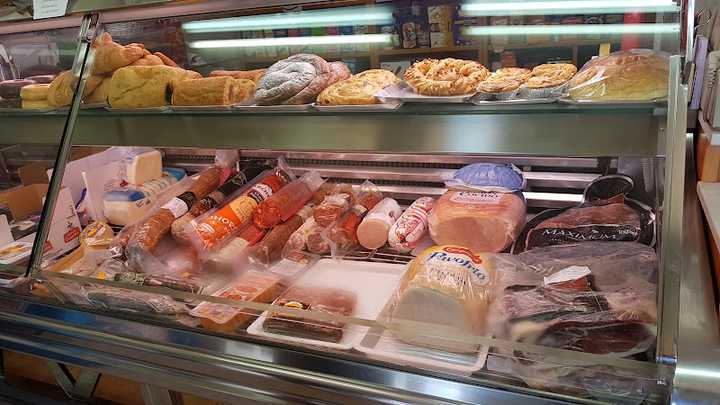 Fotografia tomada fuera de Panadería La Positiva - Panadería en Noja, Cantabria