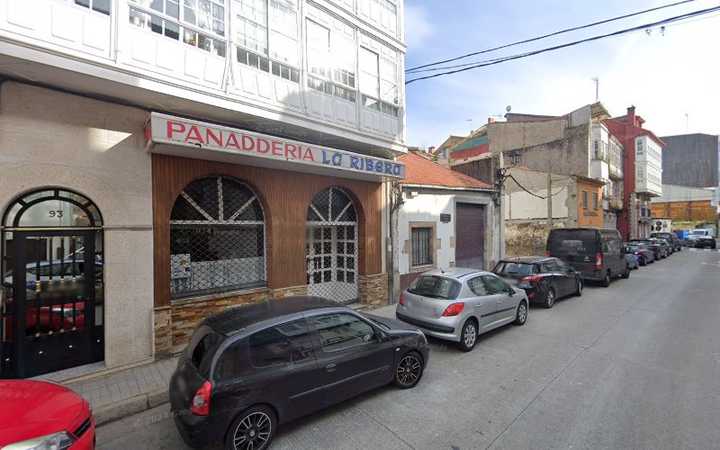 Fotografia tomada fuera de Panadería La Ribera - Panadaría en Betanzos, A Coruña