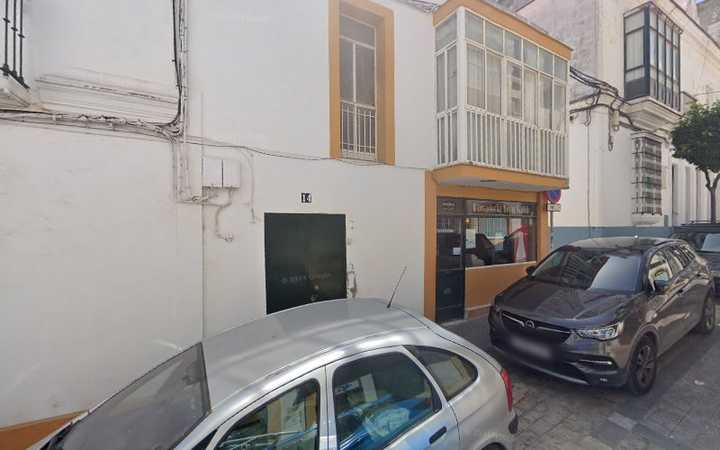 Fotografia tomada fuera de Panadería León Salido - Panadería en San Fernando, Cádiz