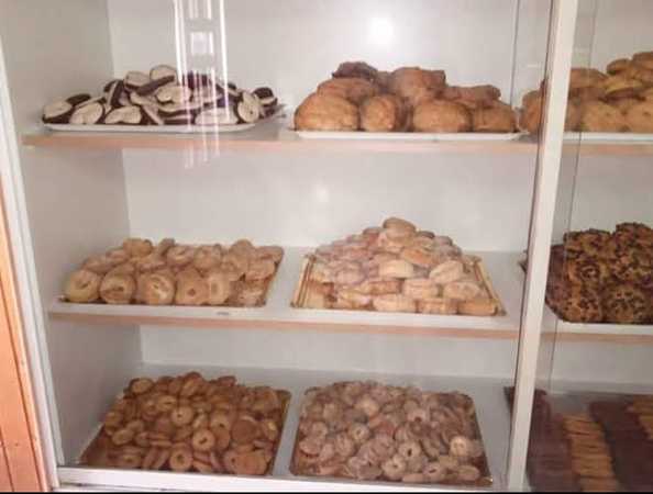 Fotografia tomada fuera de Panadería Llanos - Panadería en Bonete, Albacete