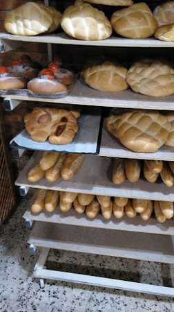Fotografia tomada fuera de PANADERÍA López Jiménez. - Panadería en Villalgordo del Júcar, Albacete